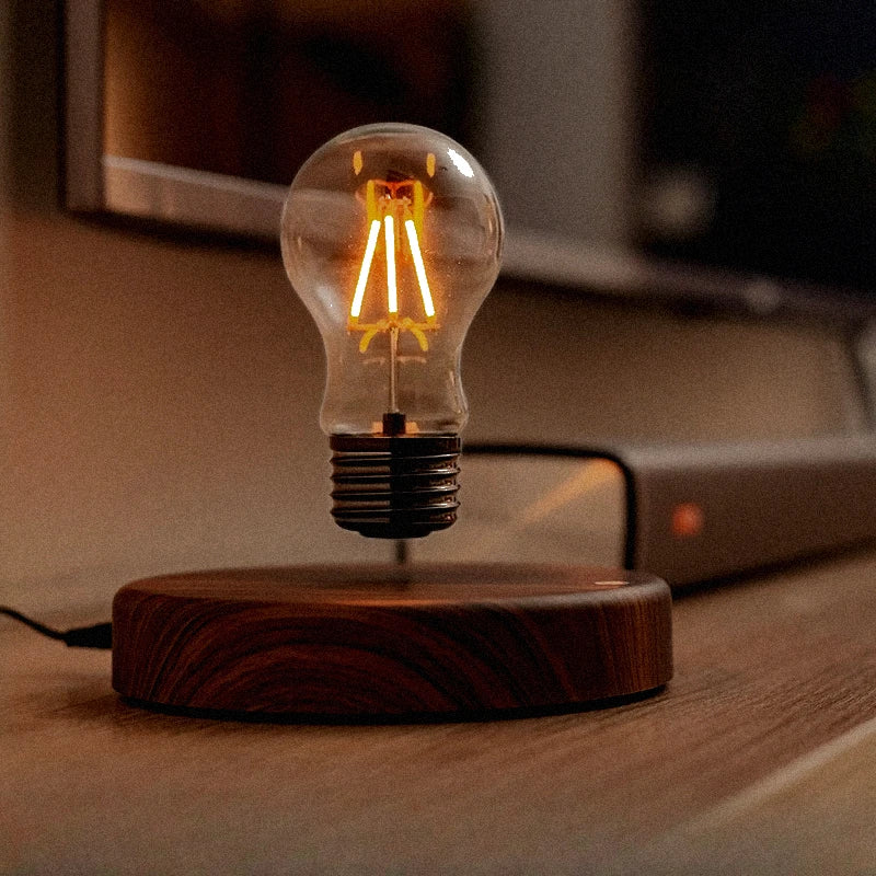 Levora Lamp